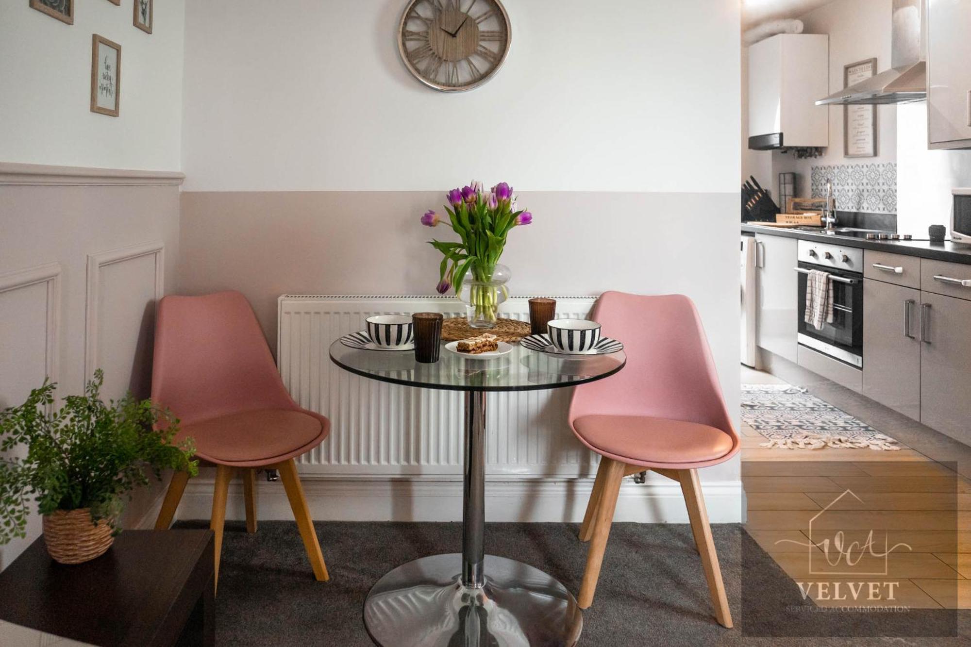 Ferienwohnung 1 Bed House , Free Wifi,Free Parking,Leasure,Business Swansea Exterior foto